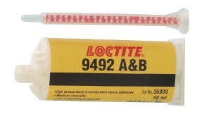 LOCTITE 9492 to profesjonalny, dwuskładnikowy klej epoksydowy, kt&oacute;ry wyr&oacute;żnia się szybkim czasem utwardzania. Produkt ten jest idealny do łączenia szerokiej gamy materiał&oacute;w, takich jak metale, szkło, ceramika, drewno i wiele tworzyw sztucznych. Dzięki swojej unikalnej formule, LOCTITE 9492 zapewnia bardzo mocne, trwałe i wytrzymałe połączenie, kt&oacute;re jest odporne na obciążenia, wibracje i działanie substancji chemicznych.